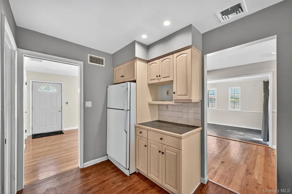 23 Maplewood Boulevard Suffern NY 10901