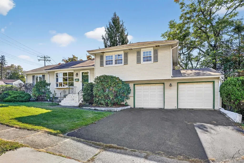 23 Maplewood Boulevard Suffern NY 10901