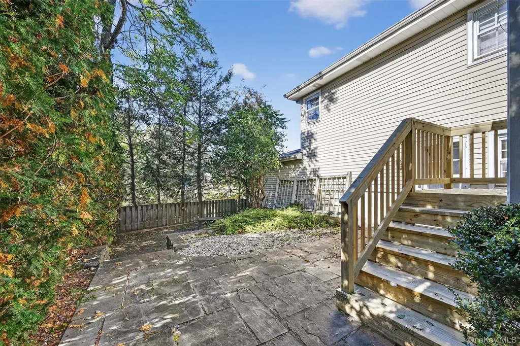 23 Maplewood Boulevard Suffern NY 10901