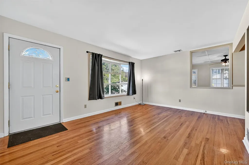 23 Maplewood Boulevard Suffern NY 10901