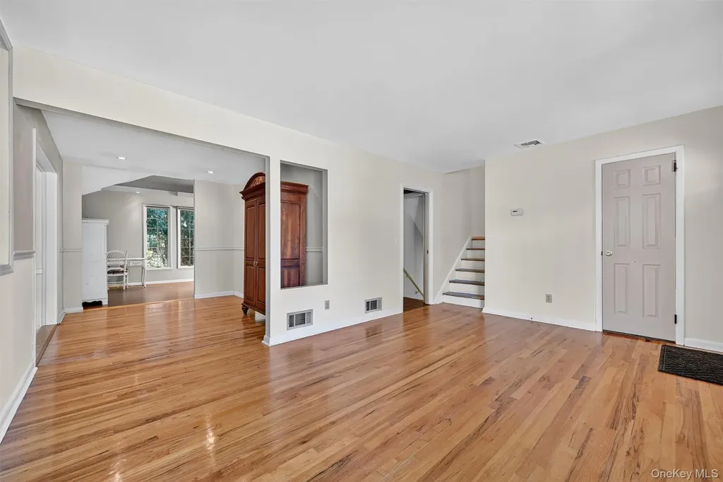 23 Maplewood Boulevard Suffern NY 10901