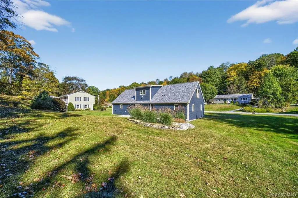 64 Meadow Lane Katonah NY 10536