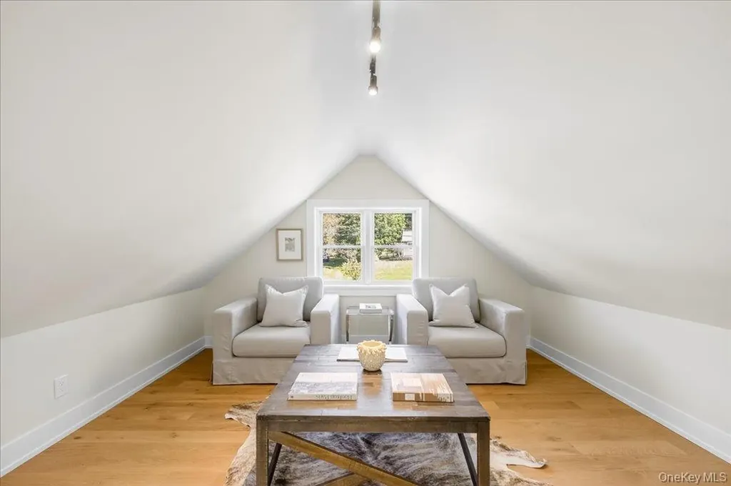 64 Meadow Lane Katonah NY 10536