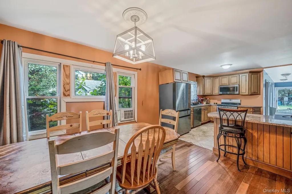 70 Robert Street Patchogue NY 11772
