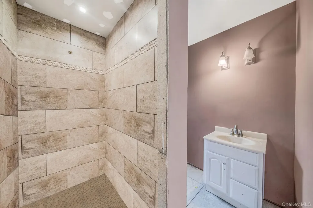 70 Robert Street Patchogue NY 11772