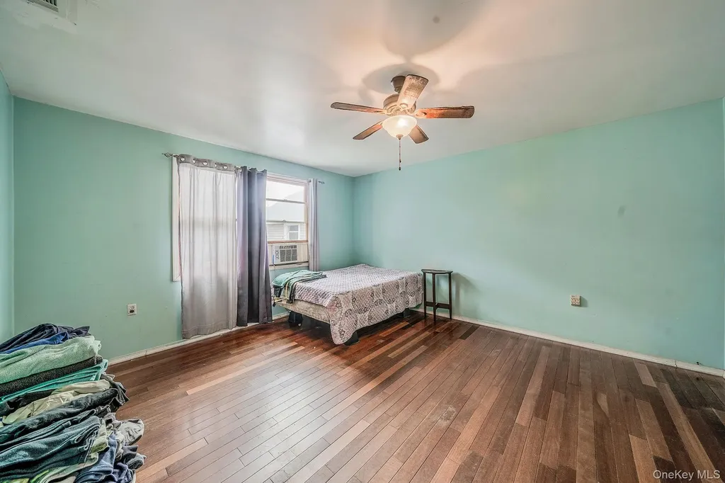 70 Robert Street Patchogue NY 11772