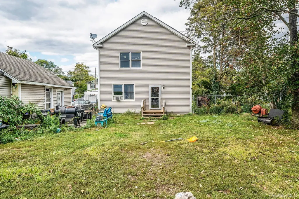 70 Robert Street Patchogue NY 11772