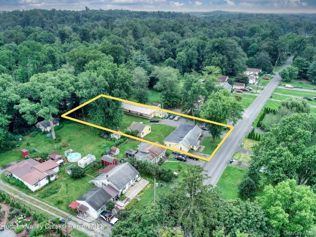 181 Glenerie Boulevard Lake Katrine NY 12477