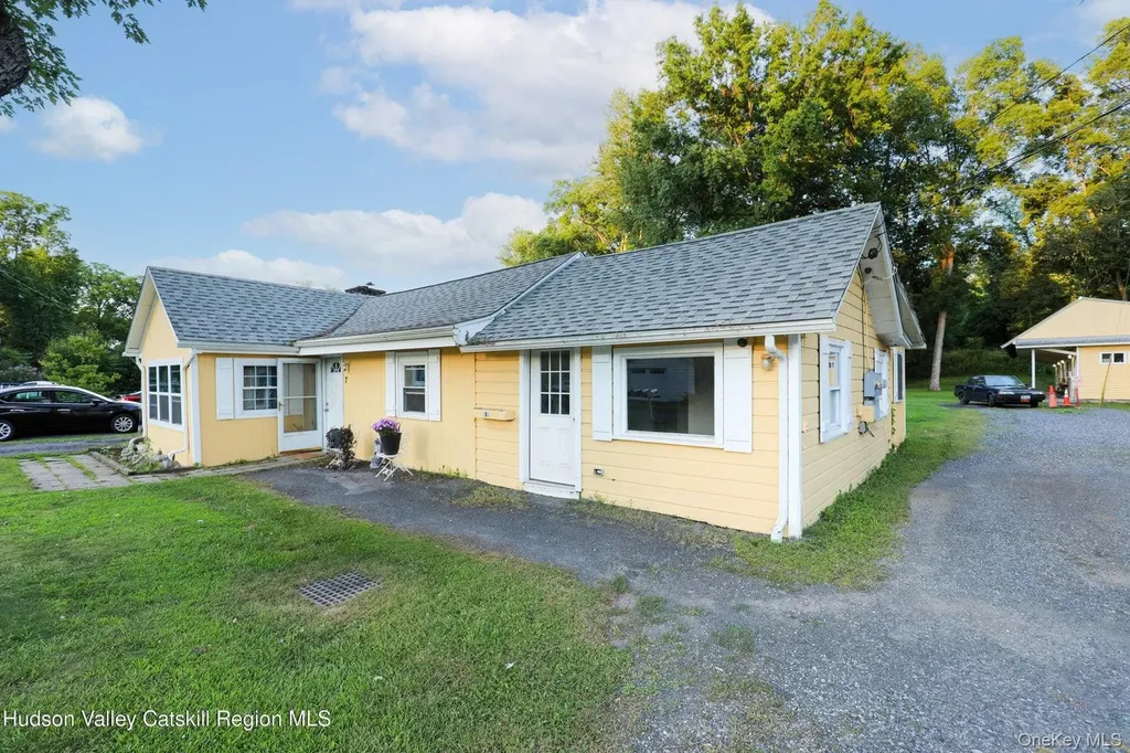 181 Glenerie Boulevard Lake Katrine NY 12477