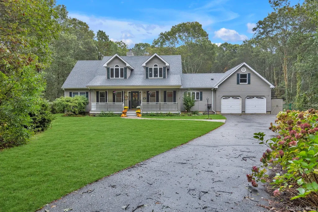 501 Wading River Road Manorville NY 11949