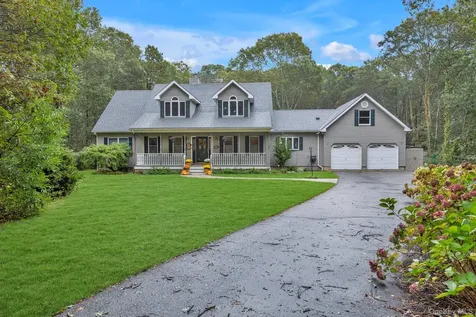 501 Wading River Road Manorville NY 11949