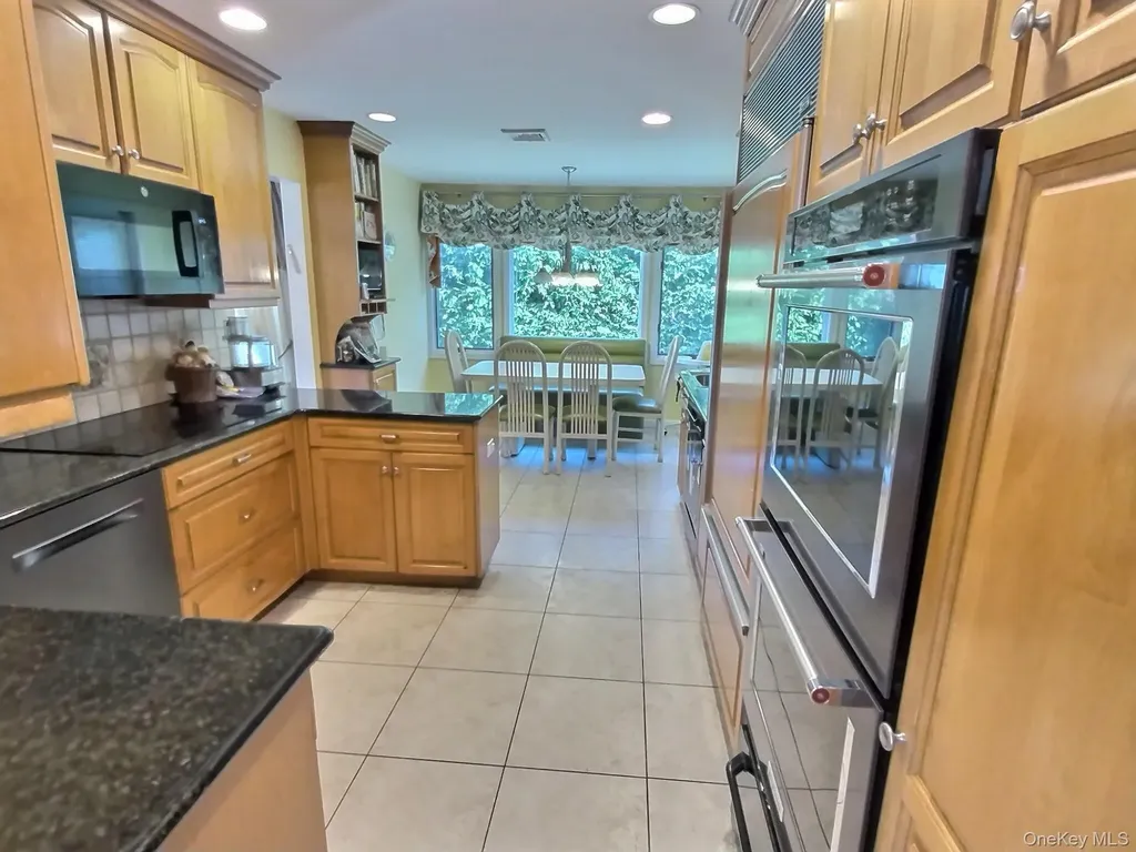 3391 Fairway Road Oceanside NY 11572