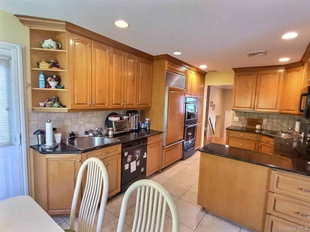 3391 Fairway Road Oceanside NY 11572