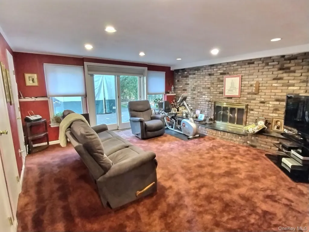 3391 Fairway Road Oceanside NY 11572