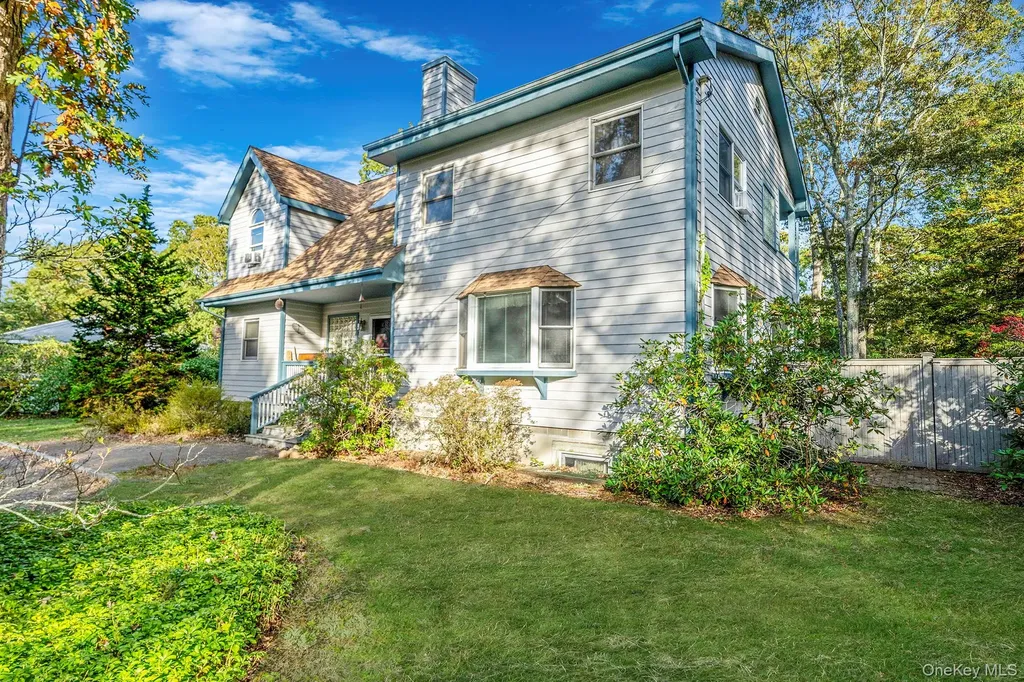 484 Brookhaven Avenue Riverhead NY 11901