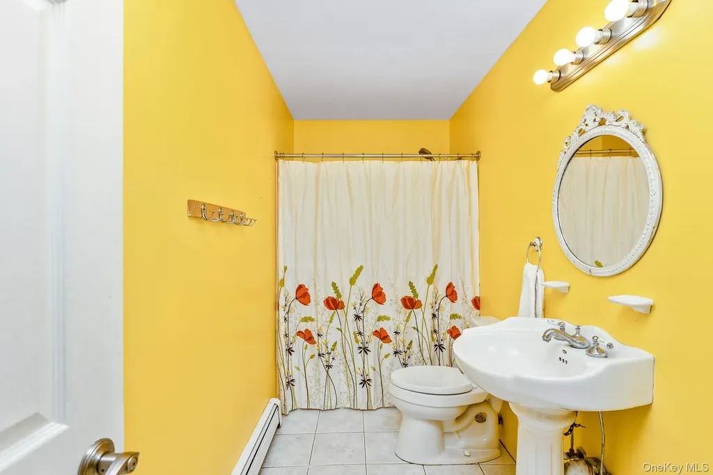 12 Applegate Drive Mastic NY 11950