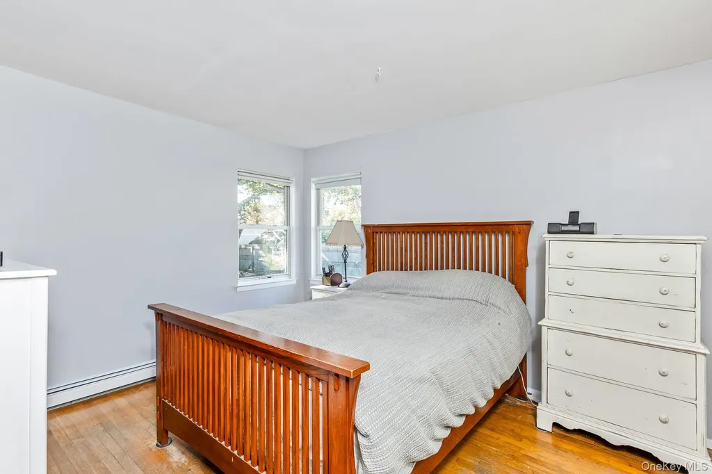 12 Applegate Drive Mastic NY 11950