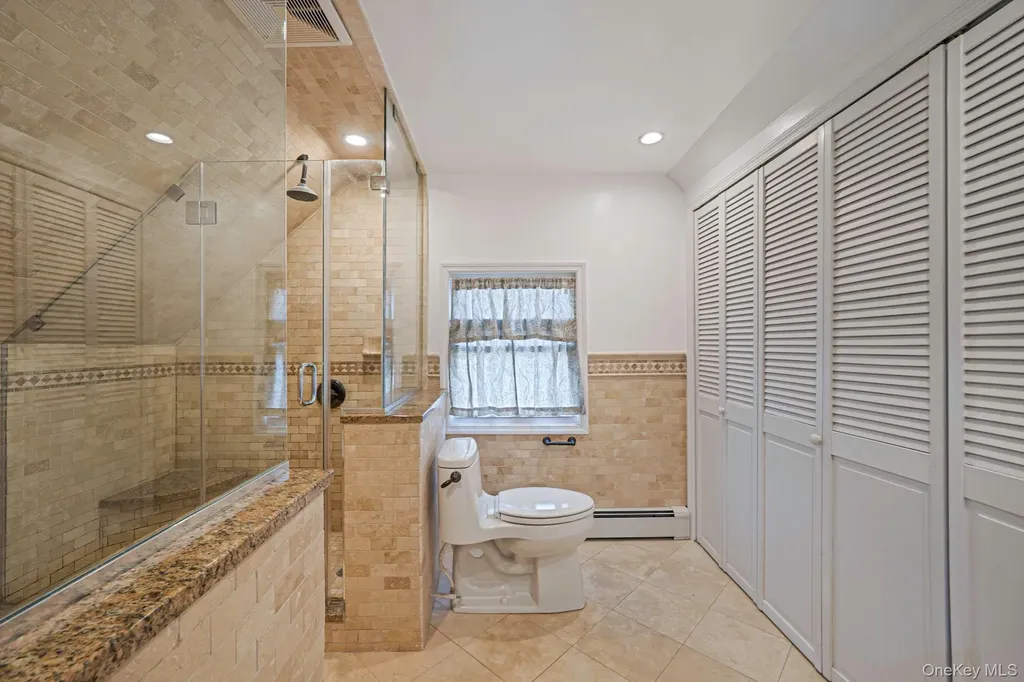 37 Chickadee Lane Levittown NY 11756