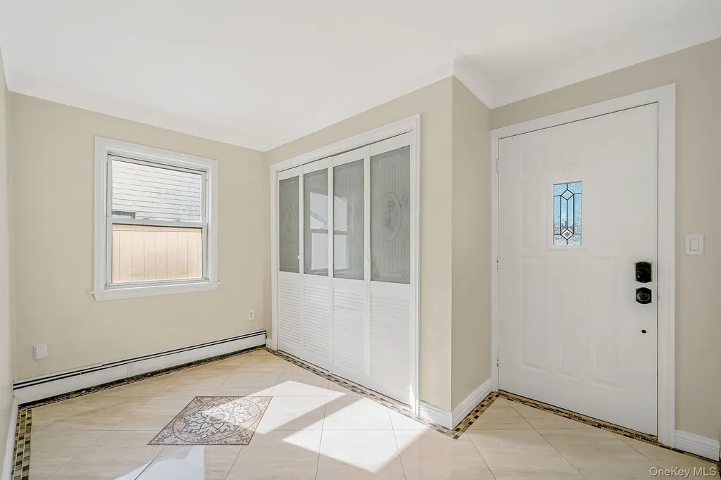 37 Chickadee Lane Levittown NY 11756