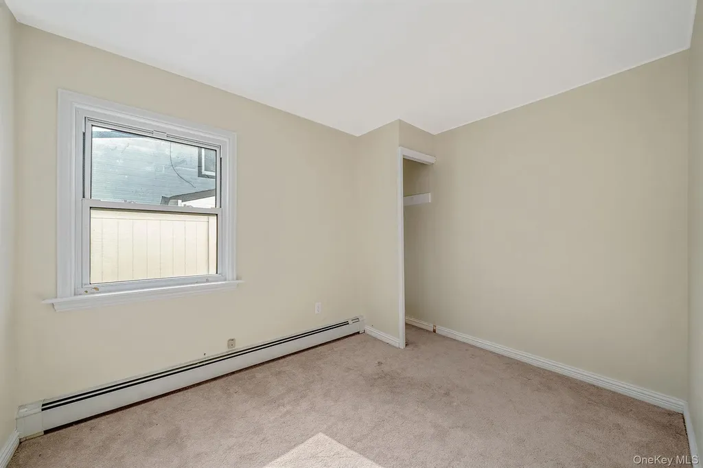37 Chickadee Lane Levittown NY 11756