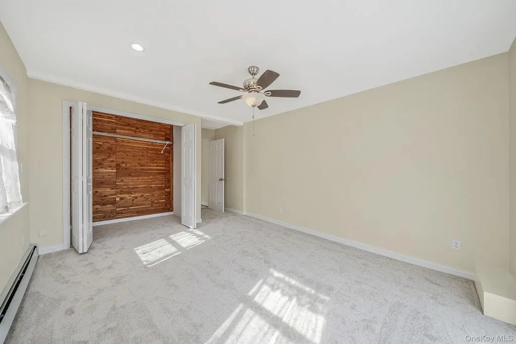 37 Chickadee Lane Levittown NY 11756