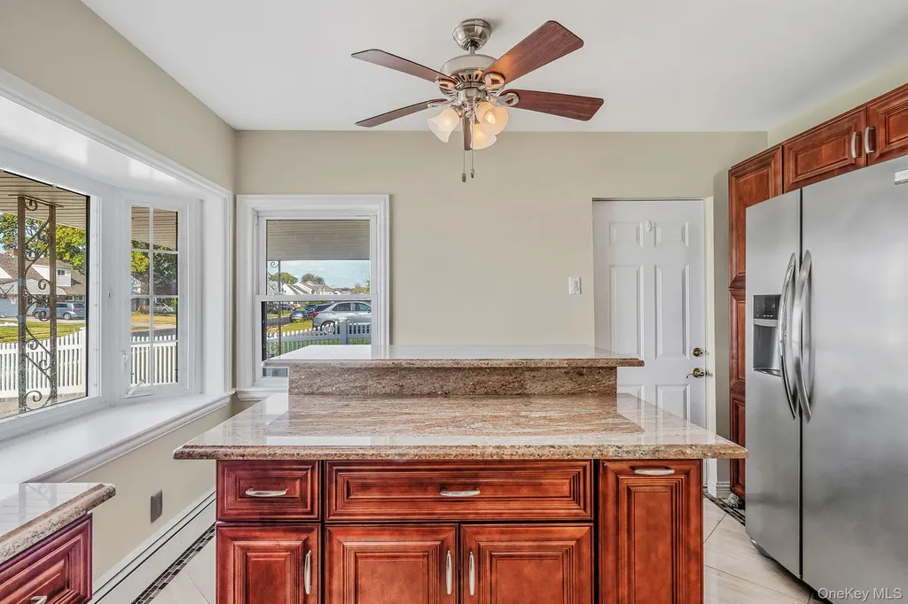 37 Chickadee Lane Levittown NY 11756