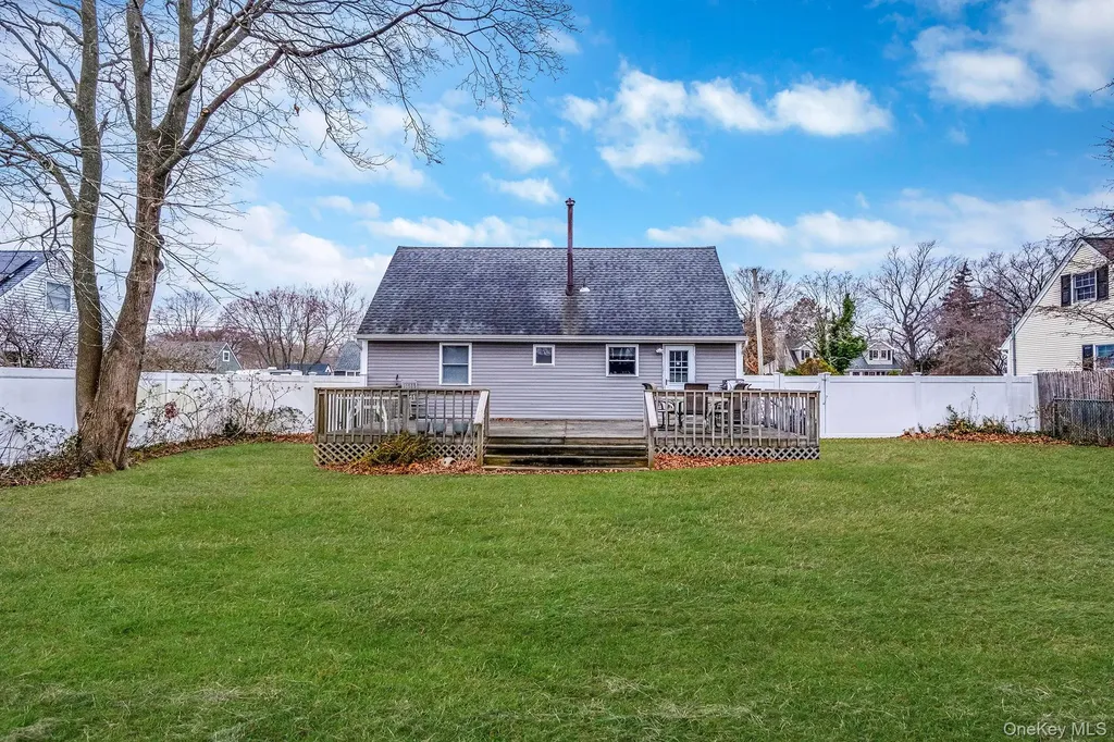 11 Dianne Avenue Centereach NY 11720