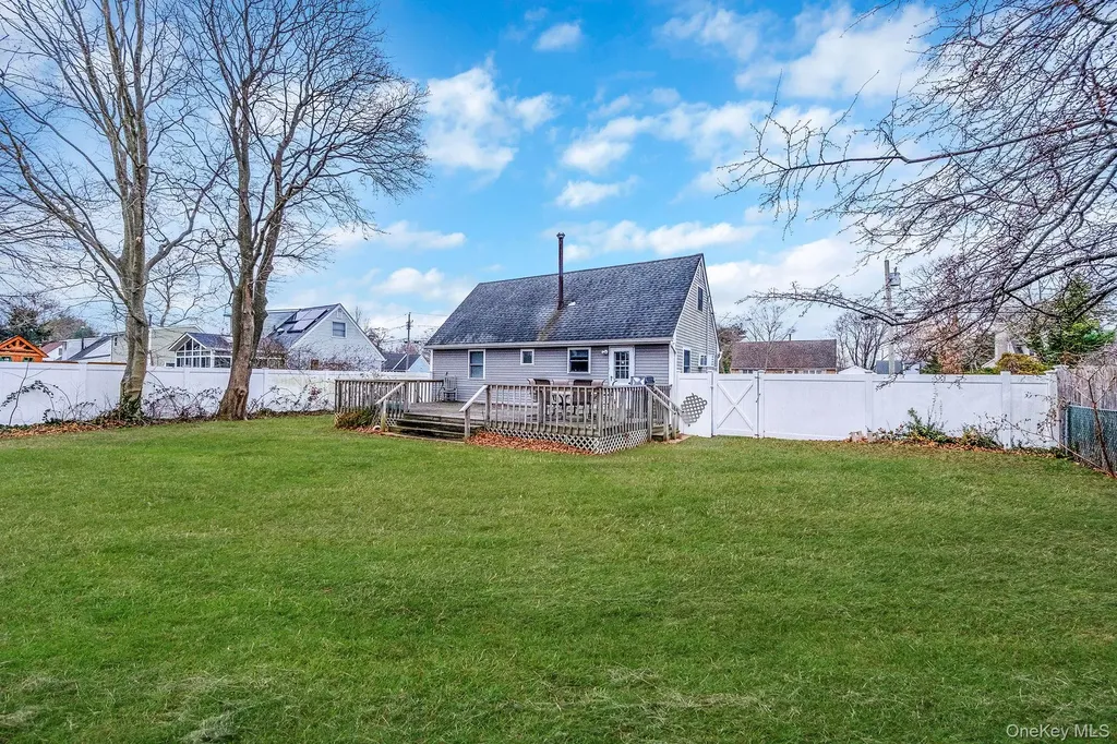 11 Dianne Avenue Centereach NY 11720