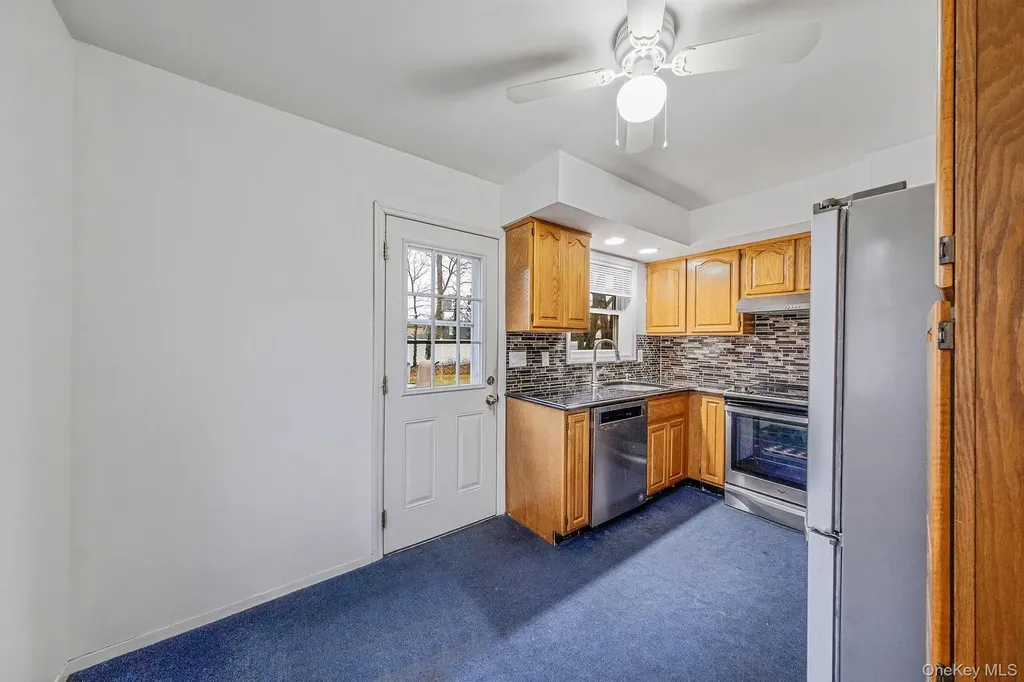 11 Dianne Avenue Centereach NY 11720