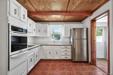 15 Paye Avenue Beacon NY 12508