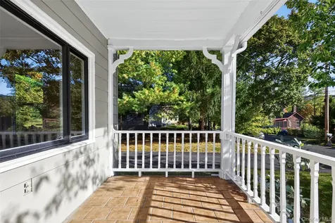 15 Paye Avenue Beacon NY 12508