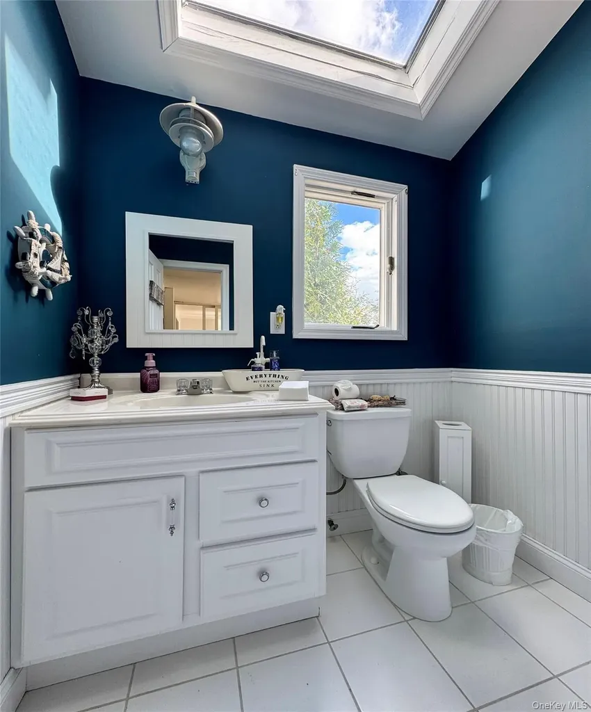 137 South Road Westhampton NY 11977