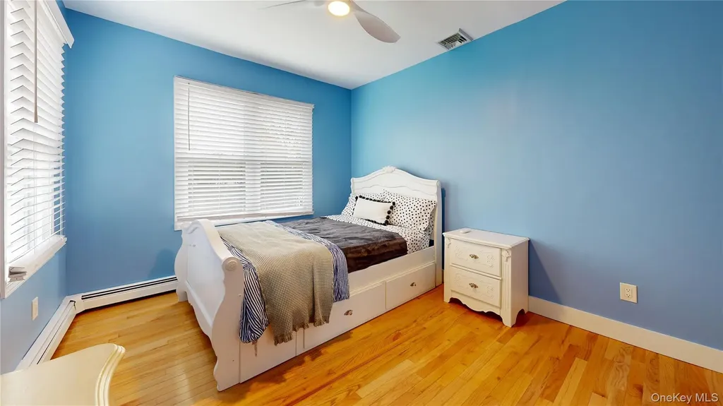 137 South Road Westhampton NY 11977
