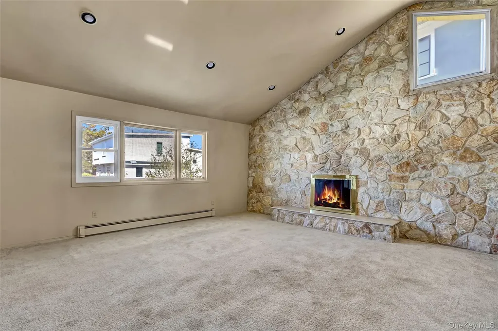 25 Park Circle Cedarhurst NY 11516