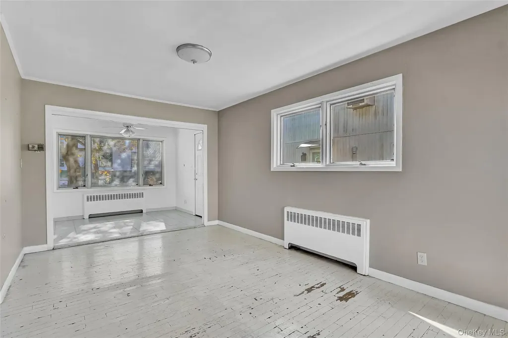 25 Park Circle Cedarhurst NY 11516