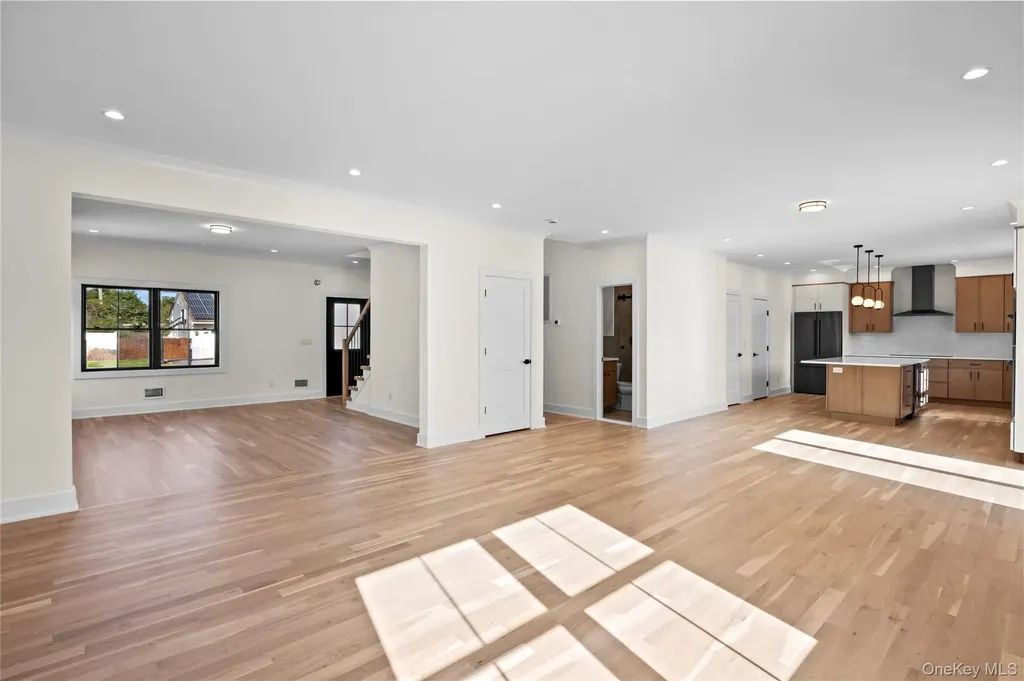 38 Eldorado Boulevard Plainview NY 11803