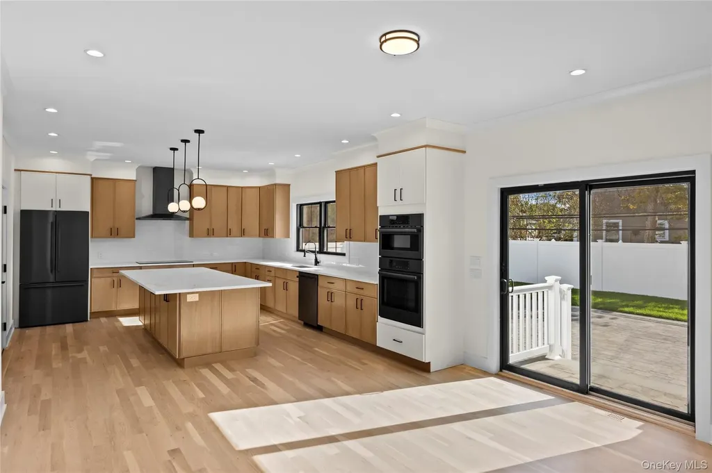 38 Eldorado Boulevard Plainview NY 11803
