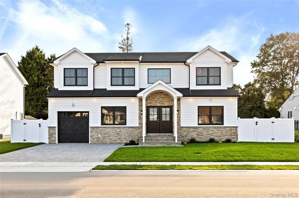 38 Eldorado Boulevard Plainview NY 11803