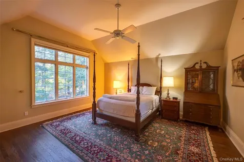 8 Fish Creek Lane Remsenburg NY 11960
