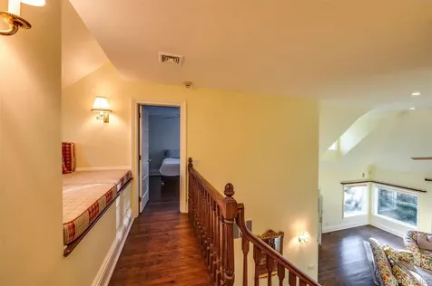 8 Fish Creek Lane Remsenburg NY 11960
