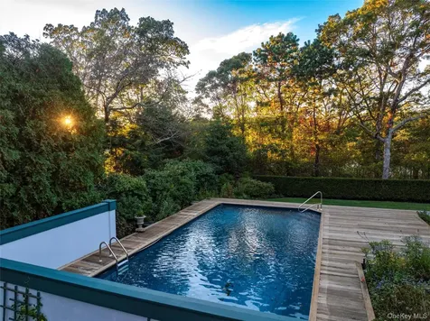 8 Fish Creek Lane Remsenburg NY 11960