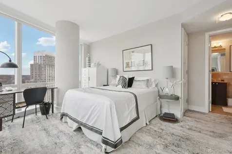 5 Renaissance Square White Plains NY 10601