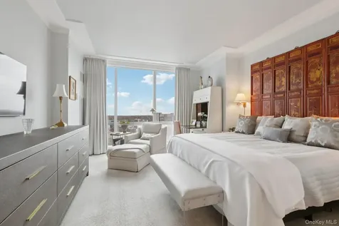 5 Renaissance Square White Plains NY 10601