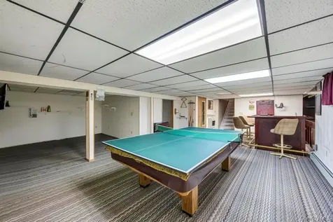 47 Evelyn Court Manorville NY 11949