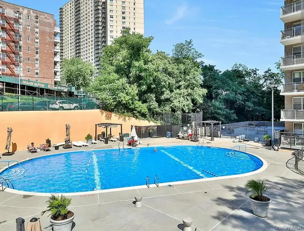 555 Kappock Street Bronx NY 10463