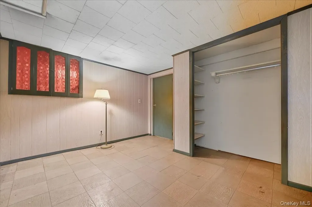413 Grand Boulevard Deer Park NY 11729