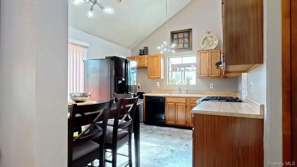 17 Arlington Drive Harriman NY 10926