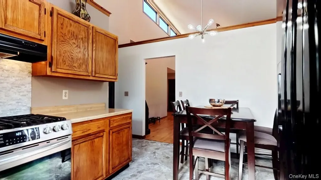 17 Arlington Drive Harriman NY 10926