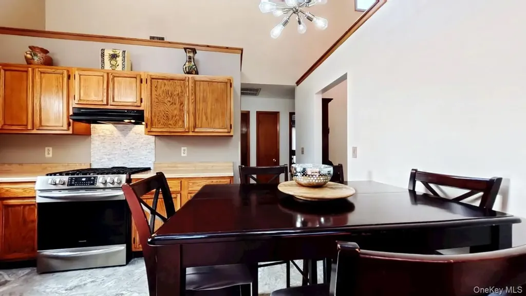 17 Arlington Drive Harriman NY 10926