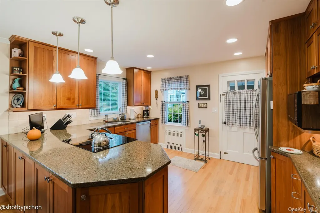 102 Cedar Avenue Poughkeepsie NY 12603